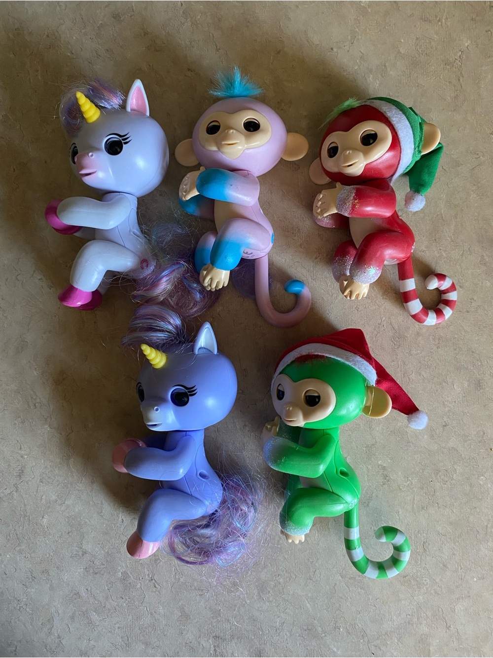 5 WowWee Fingerlings Interactive Monkeys & Unicorns Pets Christmas Toys TESTED